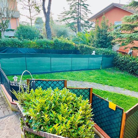 Appartamenti Pesaro Mare Ledimar Exterior foto